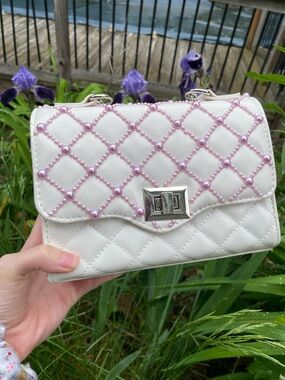 Steve Madden White Quilted Crossbody with Pink Pearl Lattice